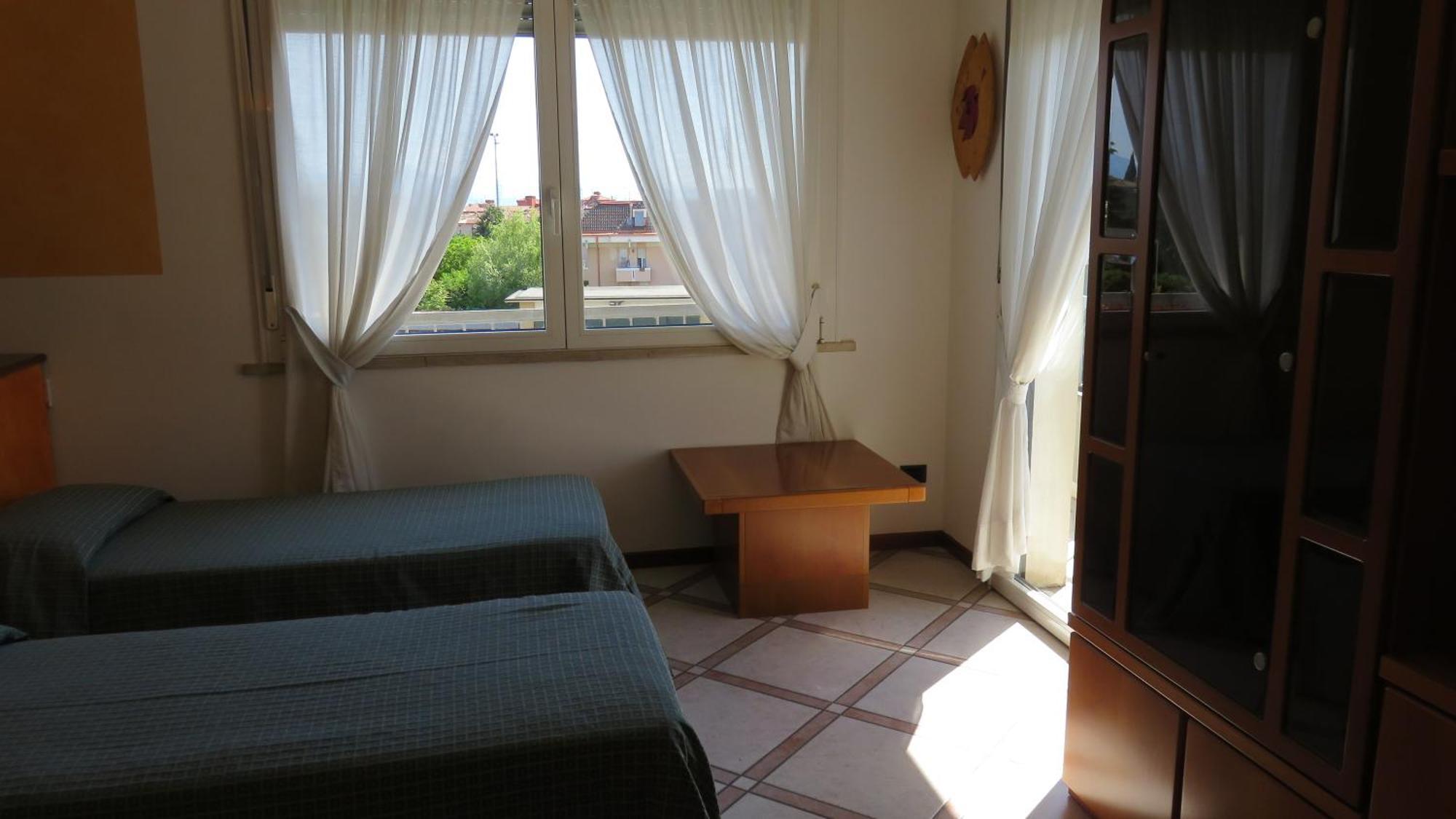 Albergo Al Cacciatore Desenzano del Garda Exterior photo