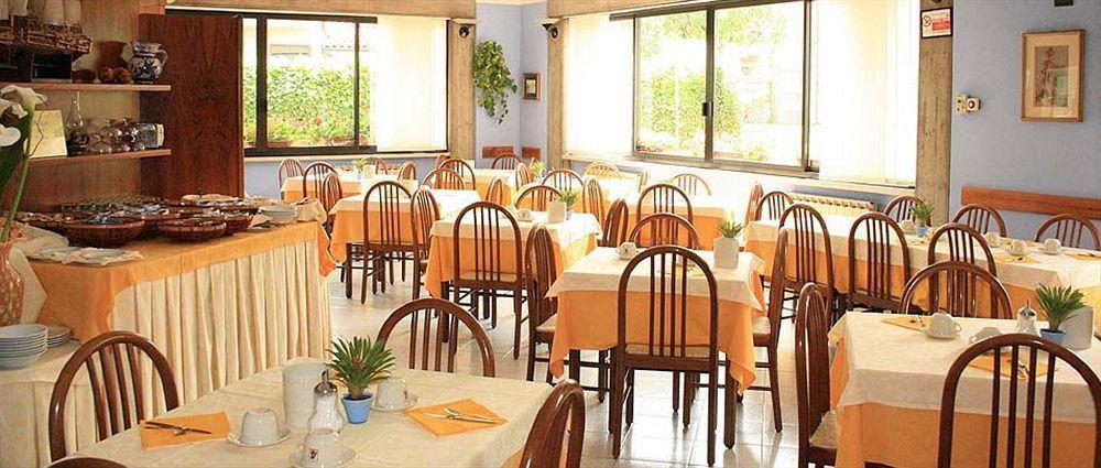 Albergo Al Cacciatore Desenzano del Garda Exterior photo