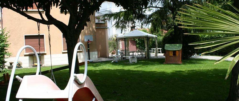 Albergo Al Cacciatore Desenzano del Garda Exterior photo