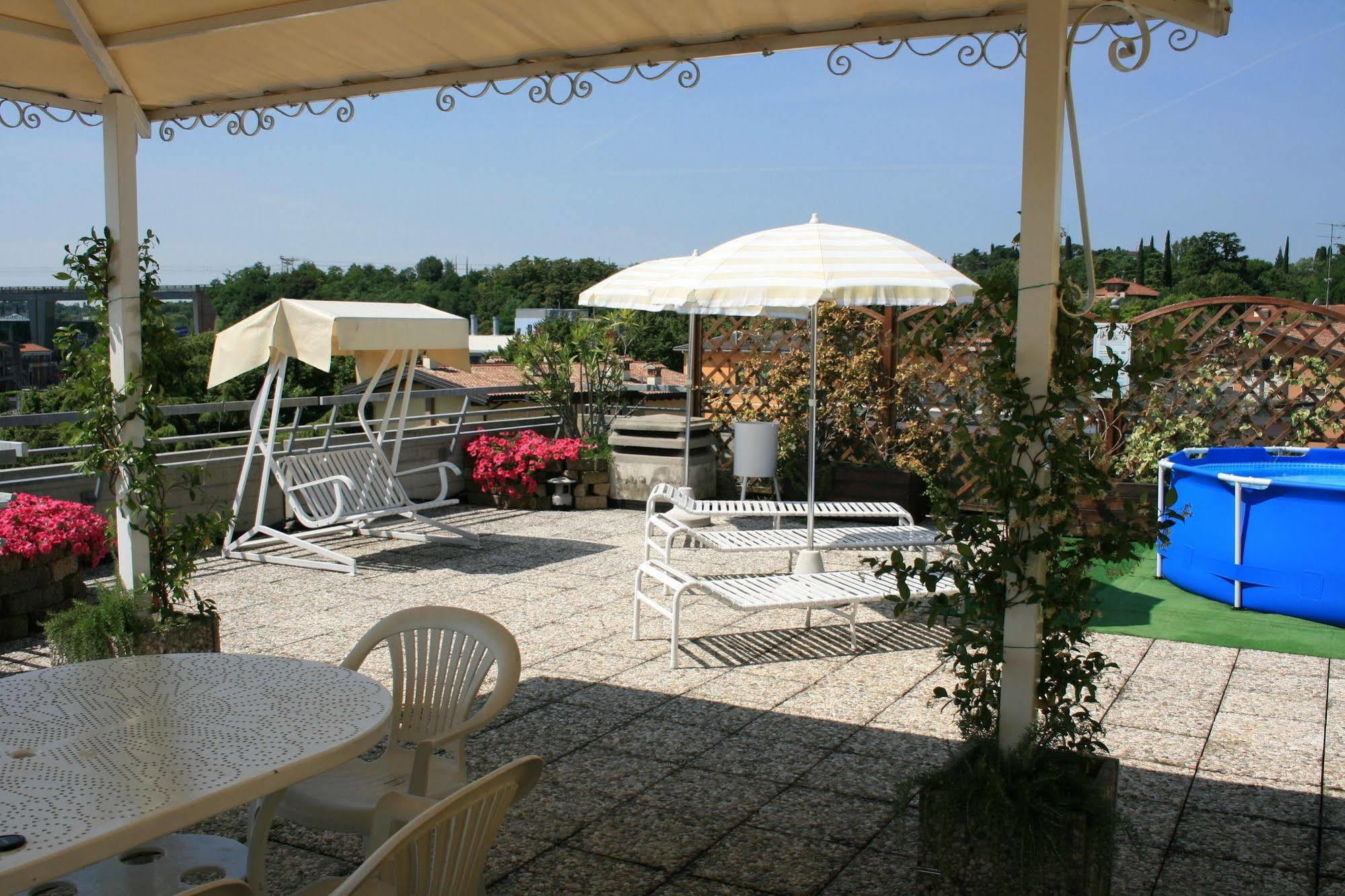 Albergo Al Cacciatore Desenzano del Garda Exterior photo